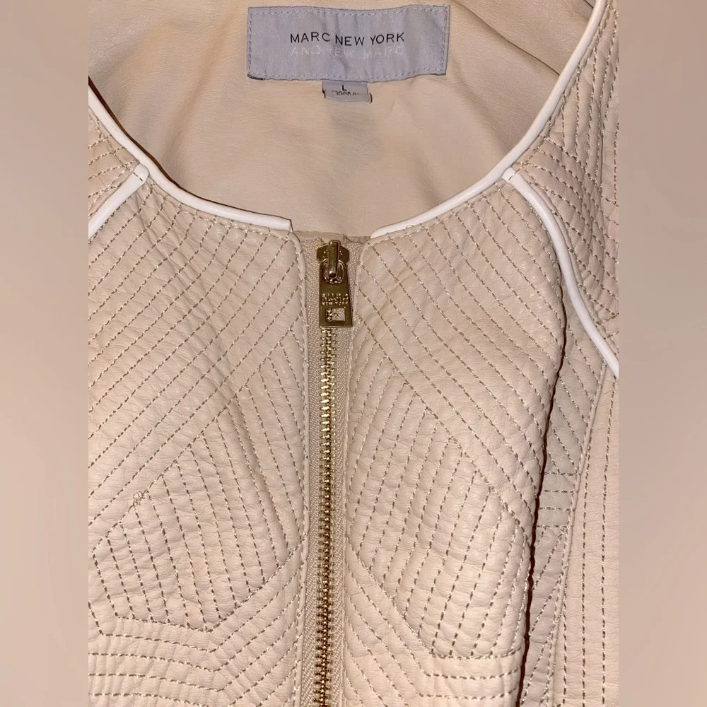 NWOT MARC NEW YORK Women’s Cream Faux Leather Textured Moto Jacket - Picture 9 of 9